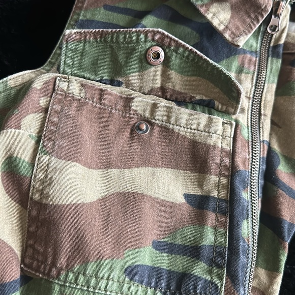 Rolling Stones Romper - Picture 4 of 4